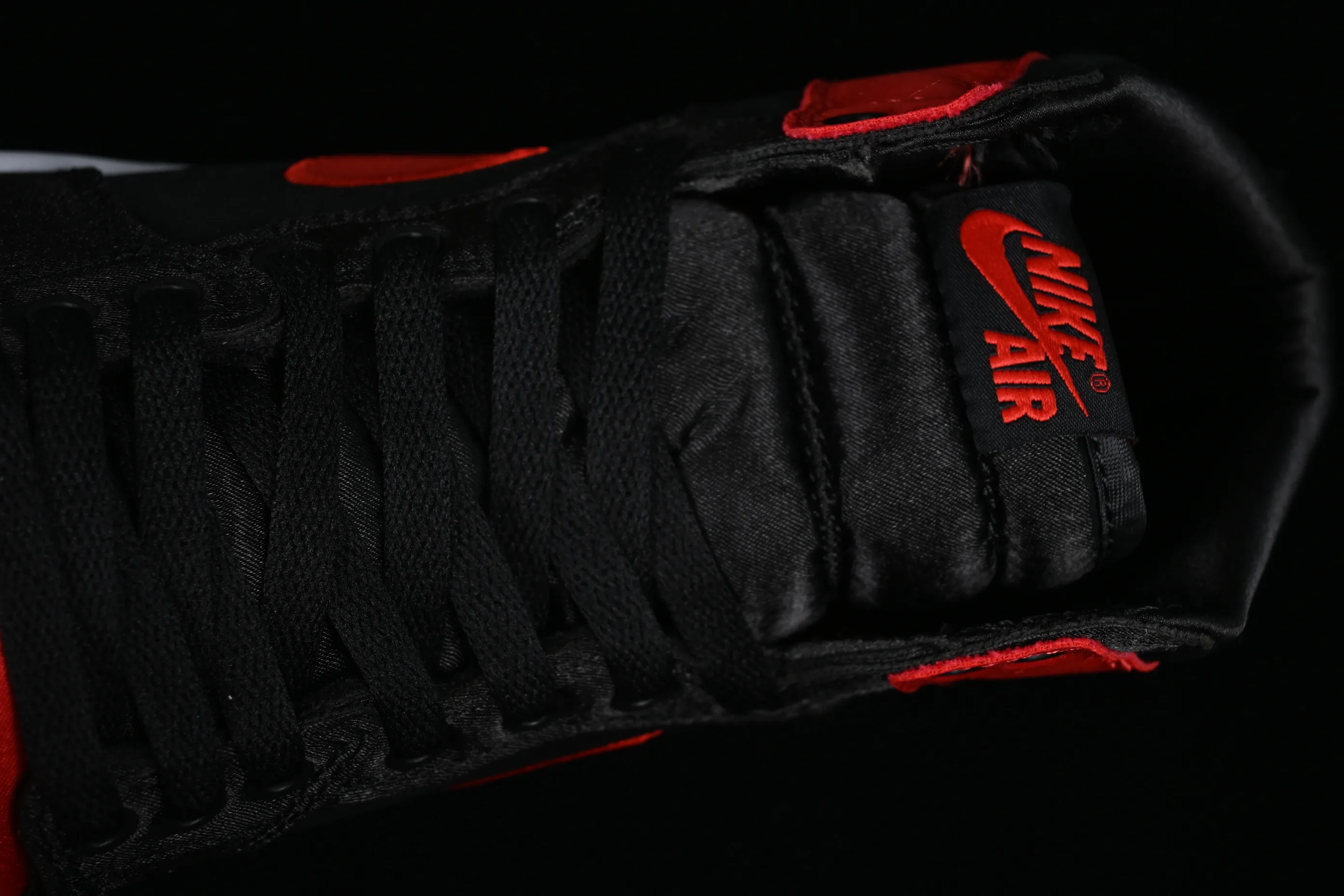 All categories Air Jordan Jordan series basketball shoes Air Jordan 1 High Z version Air Jordan 1 High OG "Satin Bred" AJ1 Joe 1 silk forbidden wear FD4810-061